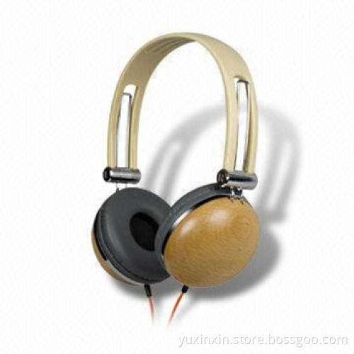 Wired DJ Headphone with 32Ω Impedance and Imitated Wooden Housing